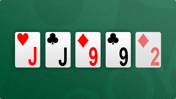 Două perechi în Poker