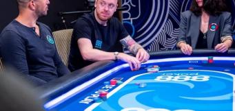 Gestionarea criticilor și feedback-ului la poker