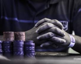 Ghid de strategie la poker: Înapoi la bază