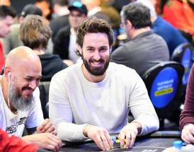 Top 7 sfaturi care te vor ajuta să faci trecerea de la Poker Online la Poker Live, fără să știe nimeni că ești începător