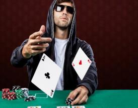 Ghid poker - Cum să joci mâinile AX?