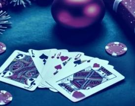 7 motive pentru care merită să joci poker de sărbători