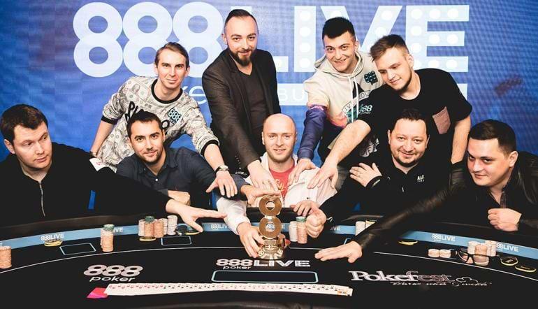 Cât de profitabil este să faci Deal la masa finală a unui turneu de poker?