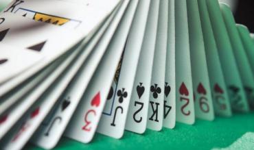 Ce înseamnă Dead Man’s Hand la poker și cum se joacă?