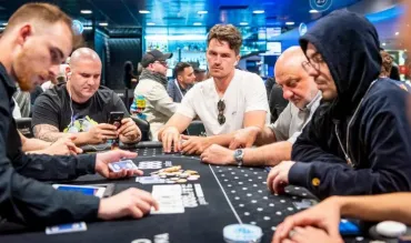 Cum să-ți perfecționezi jocul de poker pe river utilizând strategia GTO