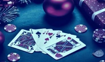 7 motive pentru care merită să joci poker de sărbători